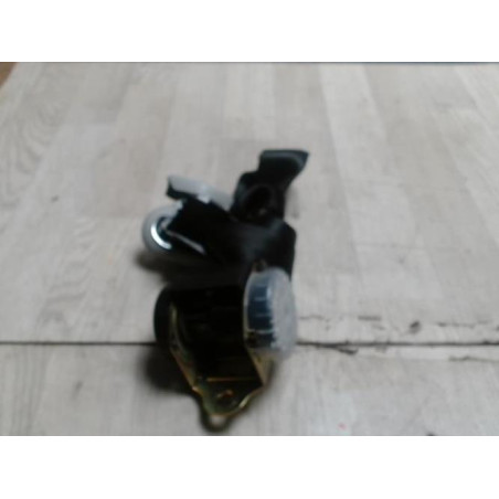 Ceinture arriere droit VOLKSWAGEN GOLF 4 d’occasion