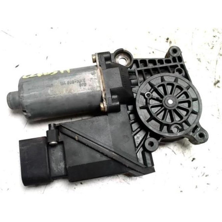 Moteur leve vitre arriere gauche MERCEDES CLASSE A 168 PHASE 1 d’occasion
