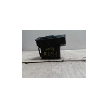 Aerateur tableau de bord avant gauche VOLKSWAGEN GOLF 4 d’occasion