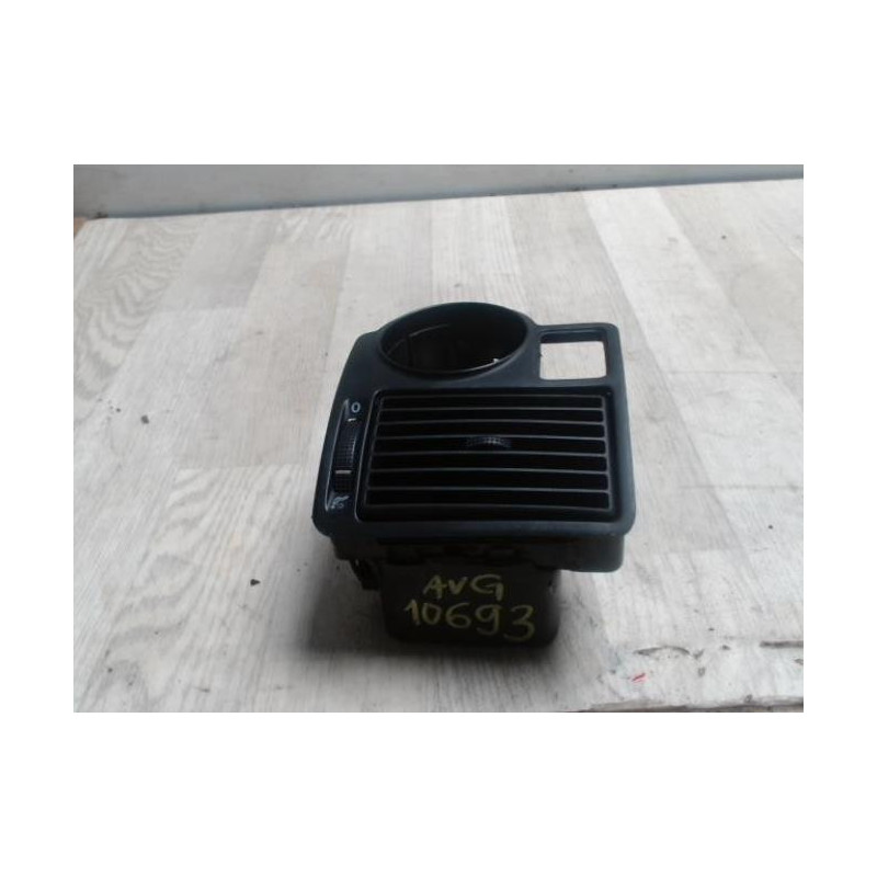 Aerateur tableau de bord avant gauche VOLKSWAGEN GOLF 4 d’occasion