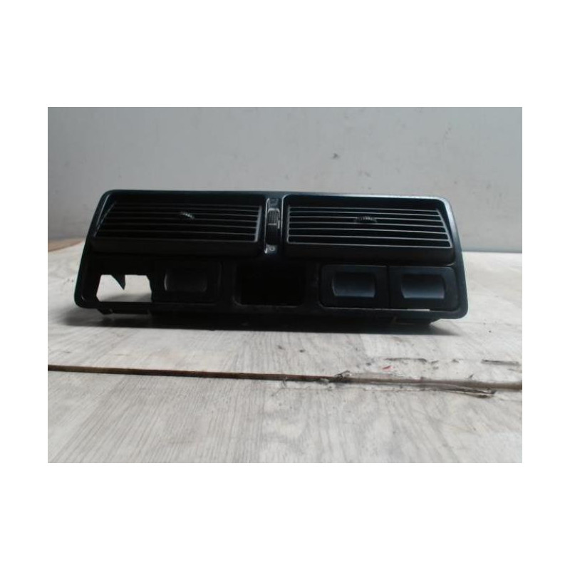 Aerateur tableau de bord VOLKSWAGEN GOLF 4 d’occasion