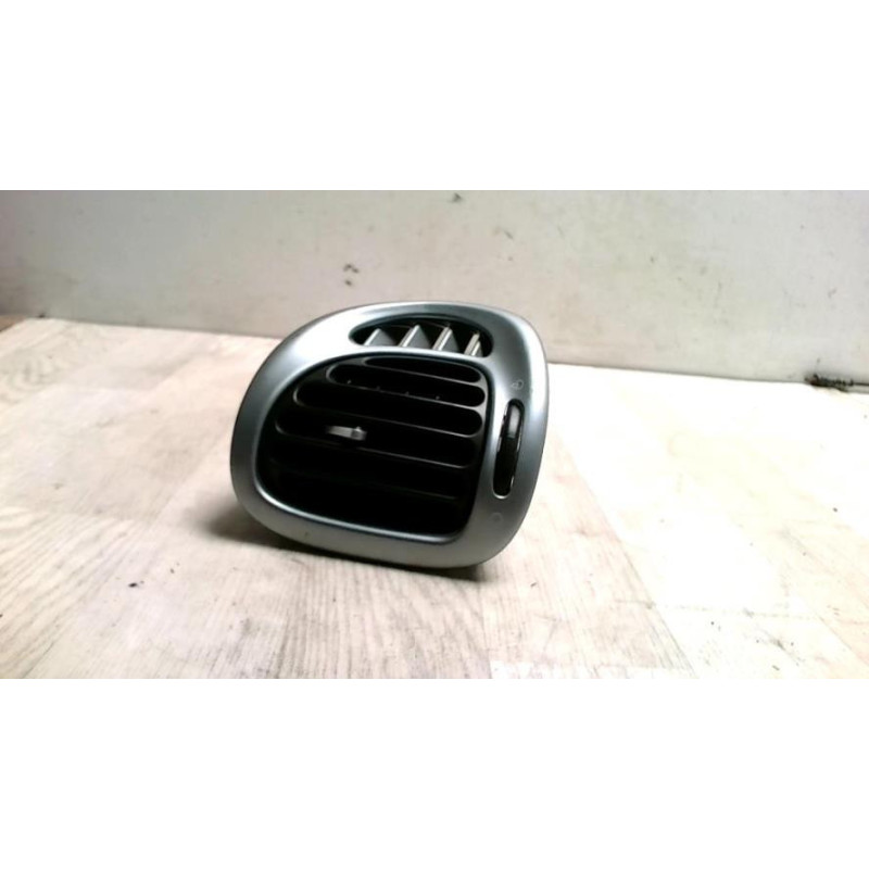 Aerateur tableau de bord avant gauche CITROEN XSARA PICASSO PHASE 2 d’occasion