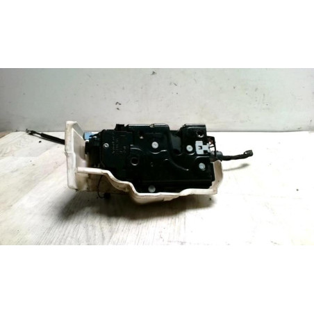 Serrure avant gauche VOLKSWAGEN GOLF 5 d’occasion