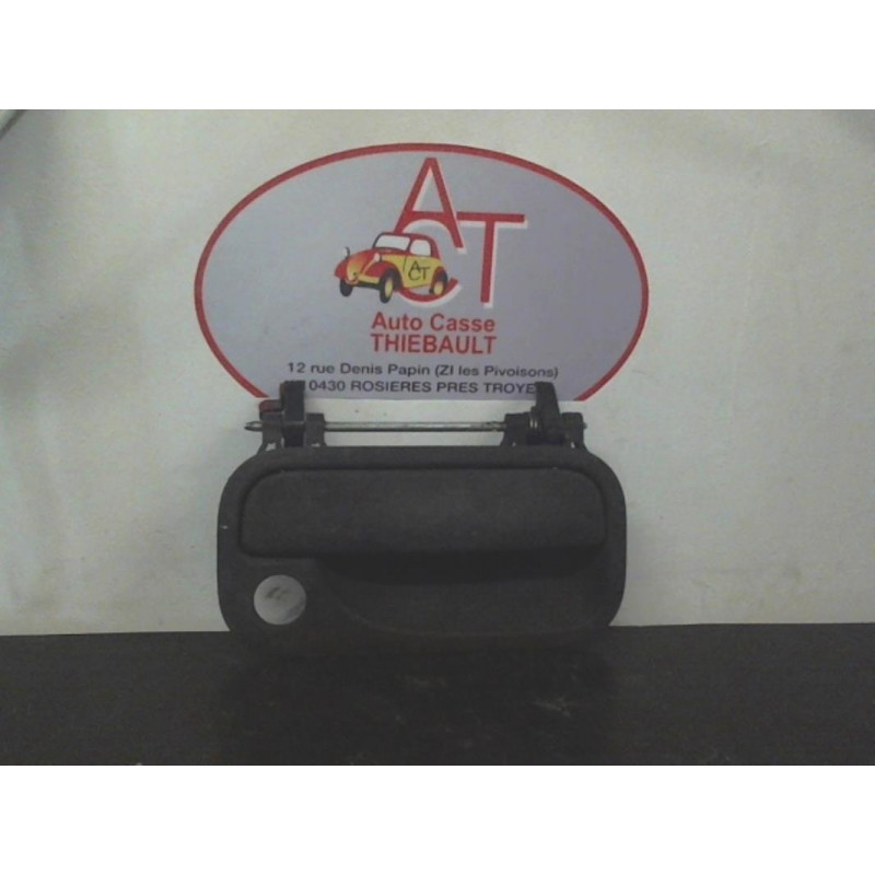 Poignee porte avant droit OPEL CORSA (A) d’occasion