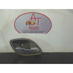 Poignee interieur avant droit RENAULT VELSATIS PHASE 1 d’occasion