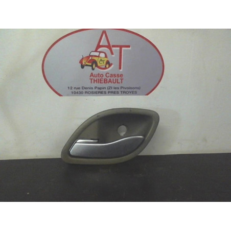 Poignee interieur avant gauche RENAULT VELSATIS PHASE 1 d’occasion