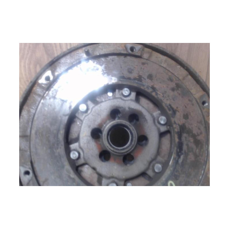 Volant moteur bi-masse AUDI A4 2 AVANT PHASE 1 BREAK d’occasion