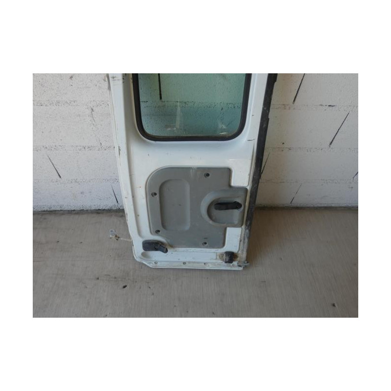 Porte de coffre droit RENAULT KANGOO 1 PHASE 2 d’occasion