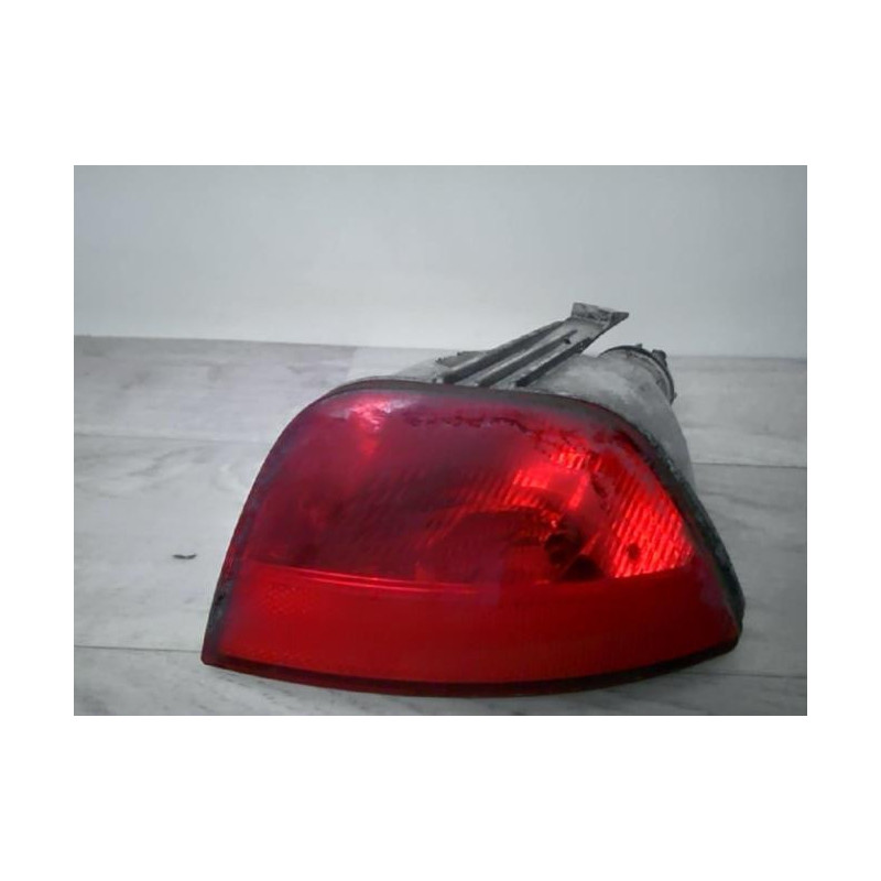 Catadioptre arriere gauche FORD FOCUS 2 PHASE 1 d’occasion