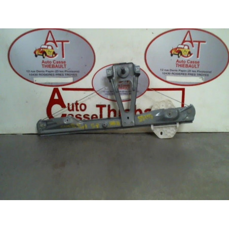 Leve vitre mecanique arriere droit RENAULT CLIO II PHASE 1 d’occasion