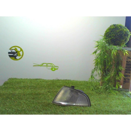 Optique avant secondaire gauche (feux)(clignotant) ROVER  d’occasion