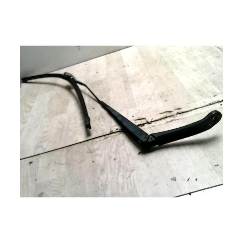 Bras essuie glace avant droit CITROEN C4 2 PHASE 1 d’occasion