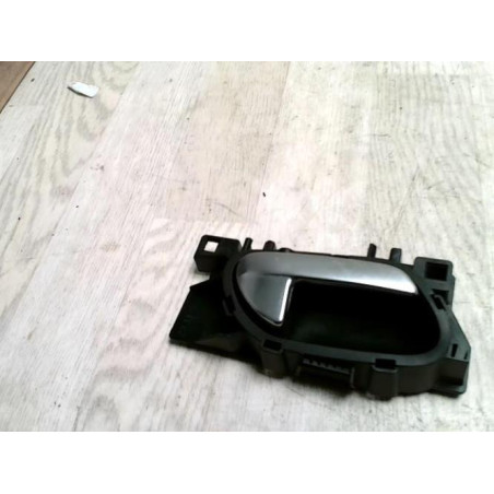 Support poignee porte avant droite RENAULT SCENIC 2 PHASE 1 d’occasion