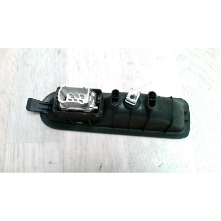 Interrupteur de leve vitre arriere droit RENAULT SCENIC 2 PHASE 1 d’occasion