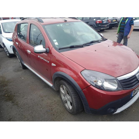Bas de caisse droit DACIA SANDERO 1 d’occasion