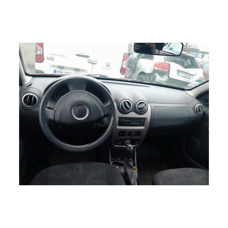 Bas de caisse droit DACIA SANDERO 1 d’occasion
