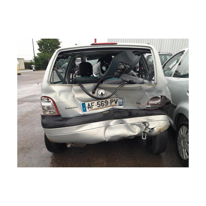 Vitre avant droit RENAULT TWINGO 1 PHASE 3 d’occasion