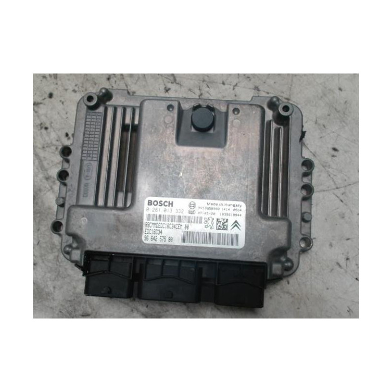Calculateur moteur PEUGEOT 407 PHASE 1 BREAK d’occasion