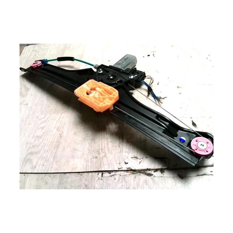 Leve vitre electrique avant droit BMW SERIE 2 F45 ACTIVE TOURER PHASE 2 d’occasion