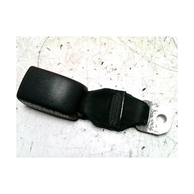 Attache ceinture arriere gauche PEUGEOT 107 PHASE 2 d’occasion