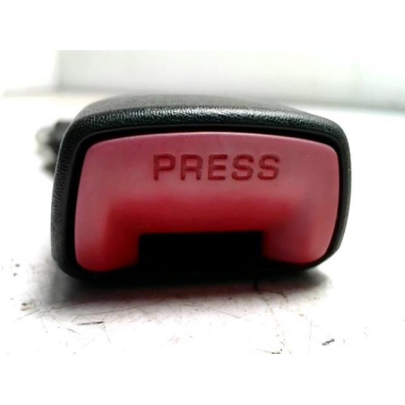 Attache ceinture arriere gauche PEUGEOT 107 PHASE 2 d’occasion