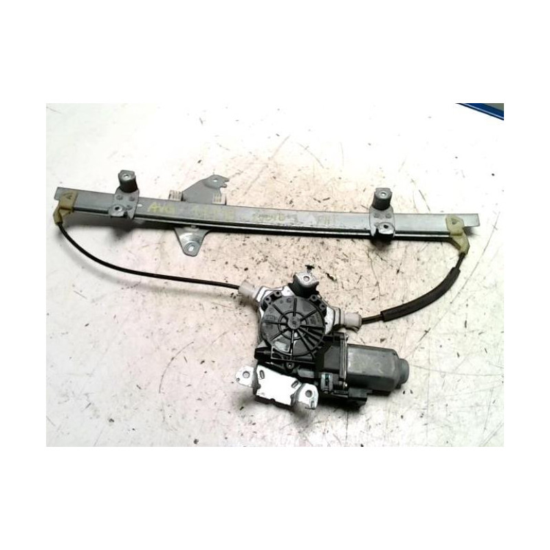 Leve vitre electrique avant gauche NISSAN NOTE 1 PHASE 1 d’occasion