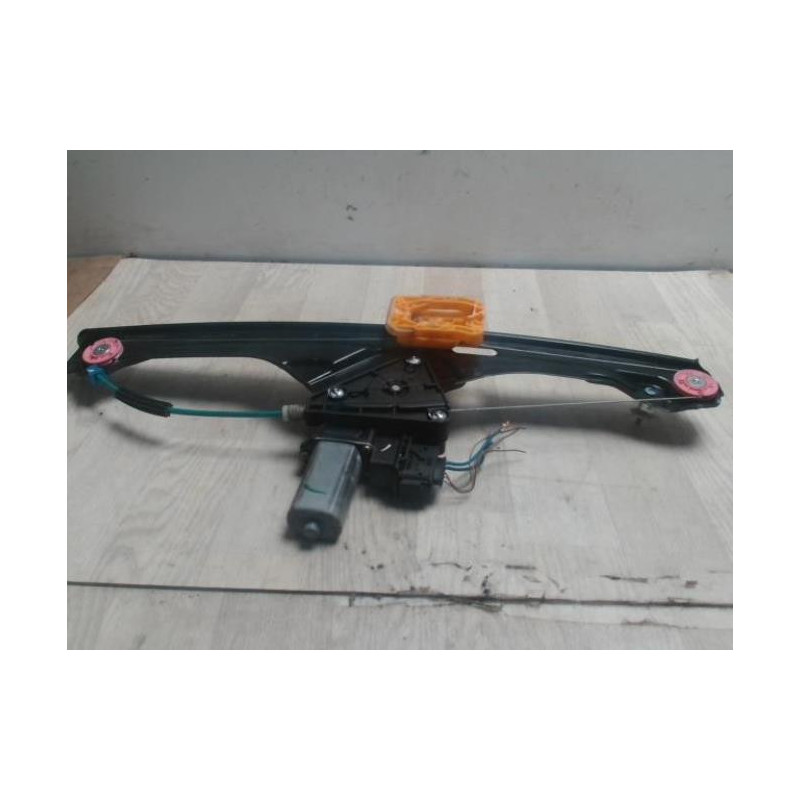 Leve vitre electrique avant gauche BMW SERIE 2 F45 ACTIVE TOURER PHASE 2 d’occasion