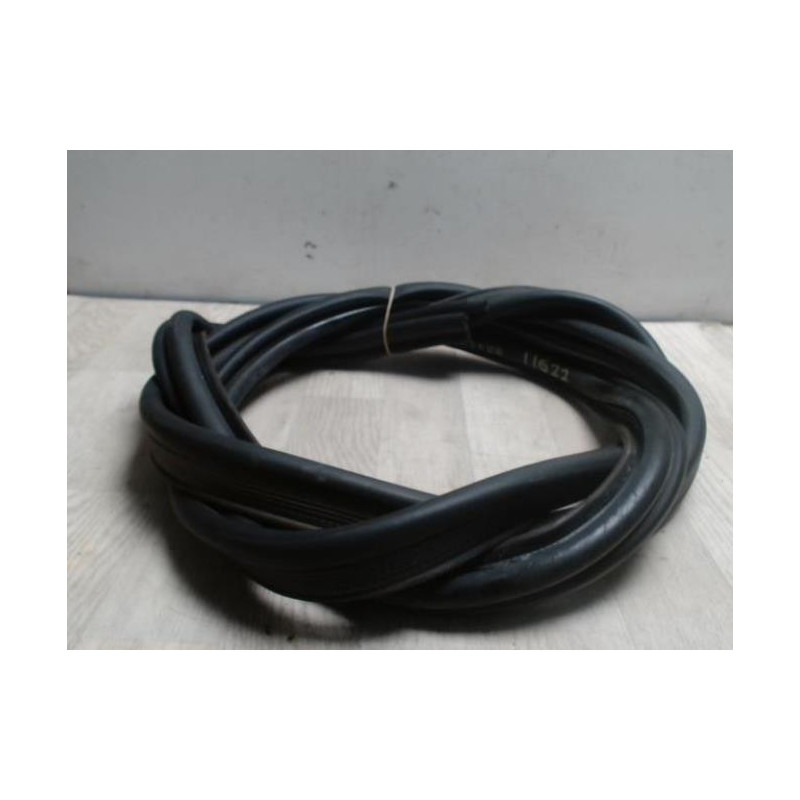 Joint de coffre DACIA SANDERO 1 d’occasion