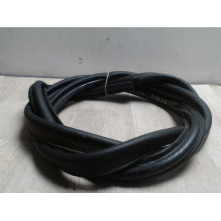 Joint de coffre DACIA SANDERO 1 d’occasion