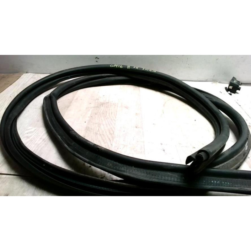 Joint de coffre DACIA SANDERO 2 PHASE 1 d’occasion