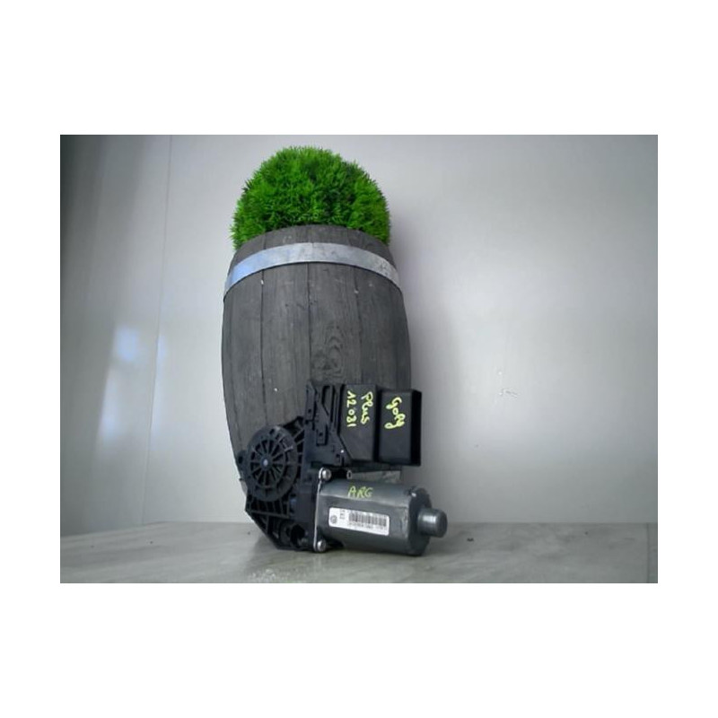 Moteur leve vitre arriere droit VOLKSWAGEN GOLF PLUS PHASE 1 d’occasion