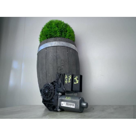 Moteur leve vitre arriere droit VOLKSWAGEN GOLF PLUS PHASE 1 d’occasion