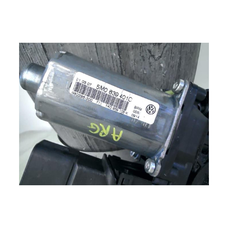 Moteur leve vitre arriere droit VOLKSWAGEN GOLF PLUS PHASE 1 d’occasion