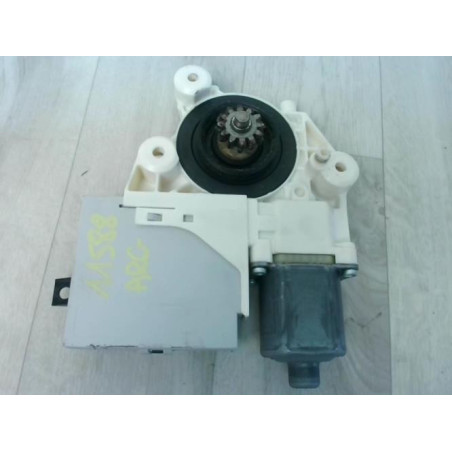 Moteur leve vitre arriere gauche FORD FOCUS 2 PHASE 1 d’occasion