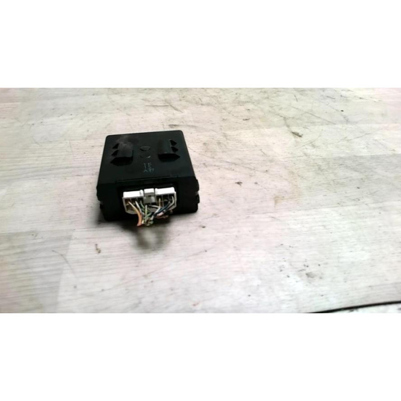 Module électronique TOYOTA YARIS VERSO PHASE 2 d’occasion