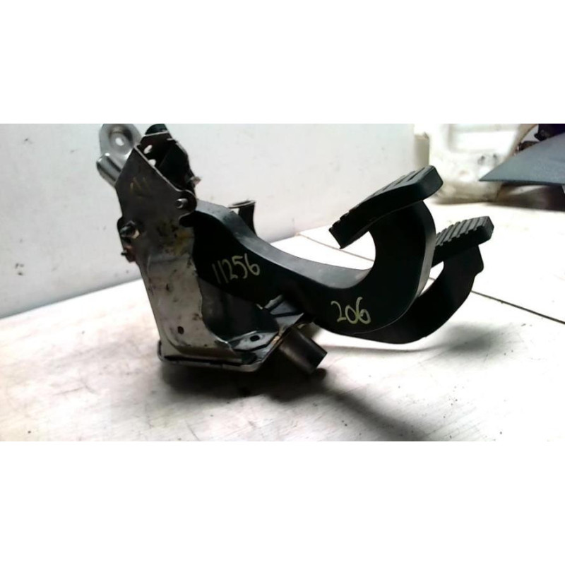 Pedalier PEUGEOT 206 PHASE 2 d’occasion
