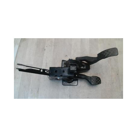 Pedalier SEAT TOLEDO 2 d’occasion