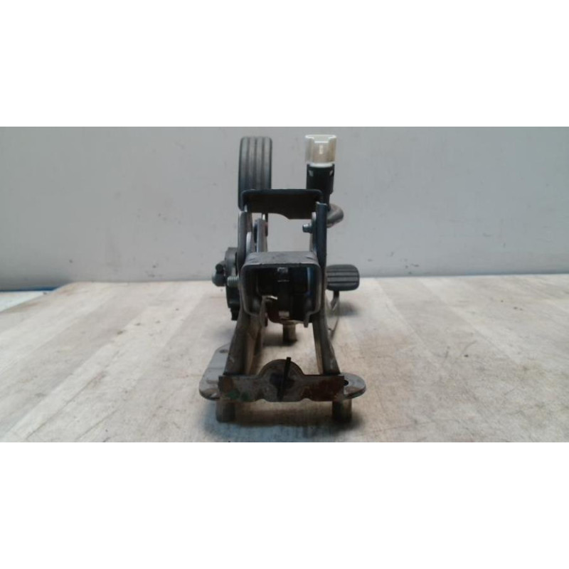 Pedalier RENAULT GRAND MODUS PHASE 2 d’occasion