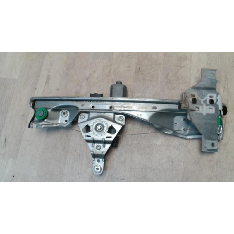 Leve vitre electrique arriere droit PEUGEOT 308 1 SW PHASE 1 BREAK d’occasion
