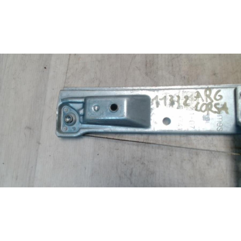 Leve vitre mecanique arriere gauche OPEL CORSA D PHASE 1 d’occasion