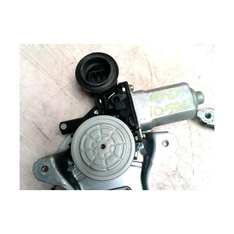 Leve vitre electrique avant droit TOYOTA YARIS 1 PHASE 1 d’occasion