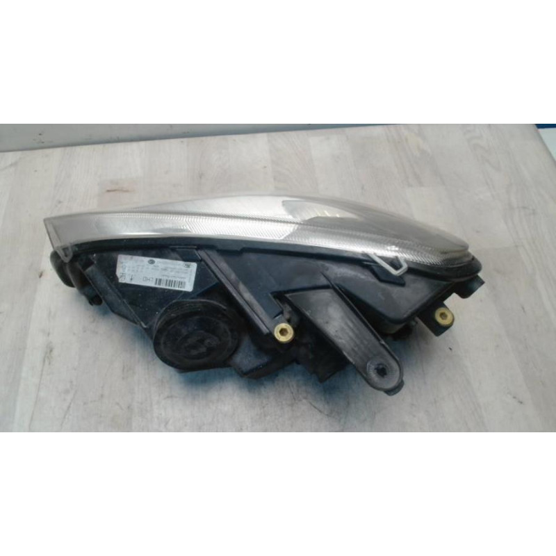Optique avant principal droit (feux)(phare) FORD C-MAX 1 PHASE 2 d’occasion