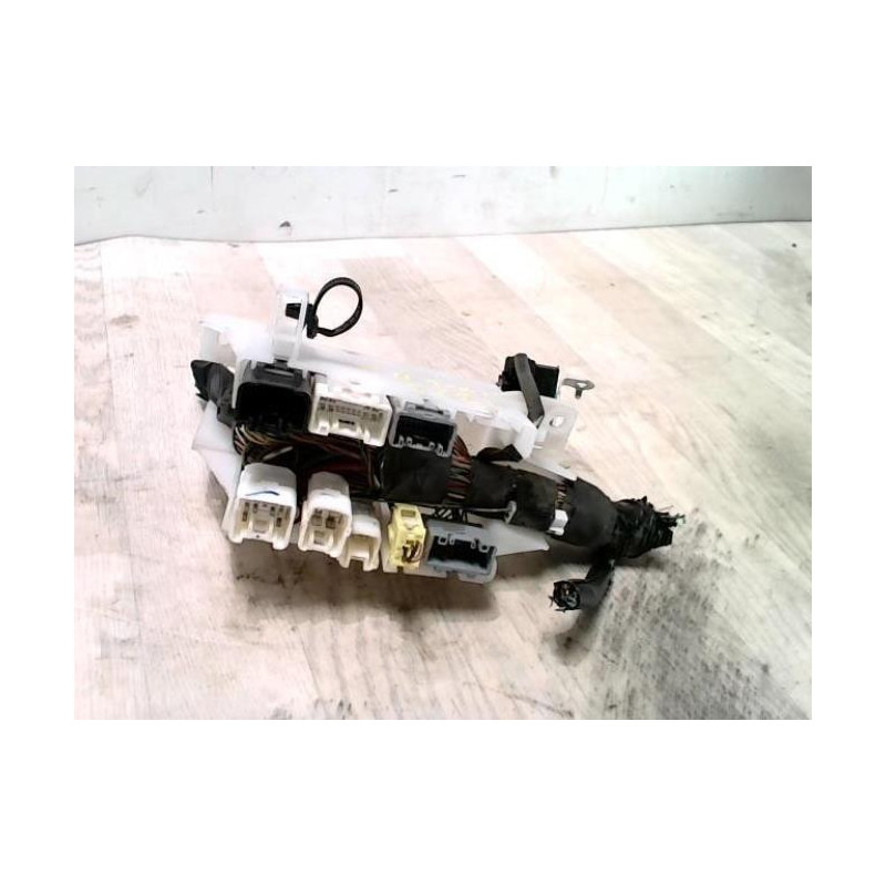 Module électronique TOYOTA COROLLA VERSO 2 PHASE 1 d’occasion