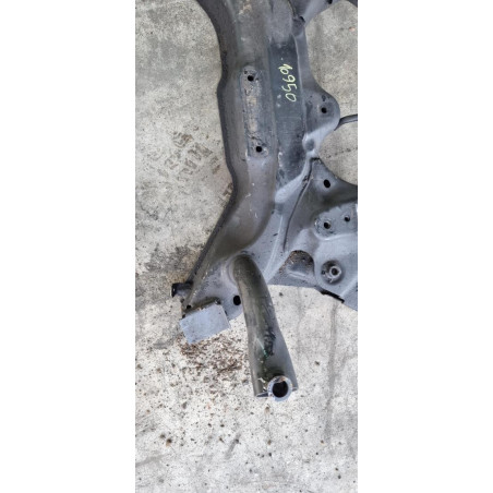 Berceau avant SUZUKI SWIFT 4 d’occasion