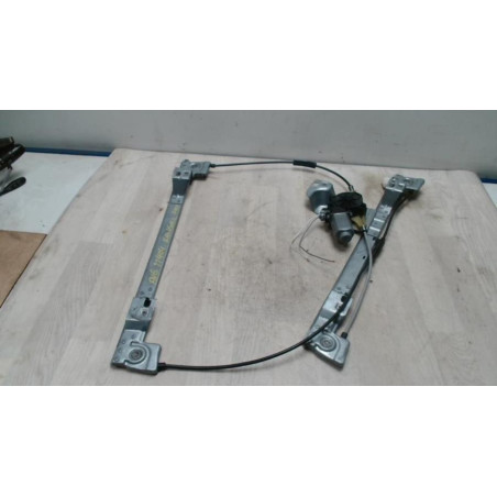 Leve vitre electrique avant gauche RENAULT KANGOO 2 PHASE 1 d’occasion