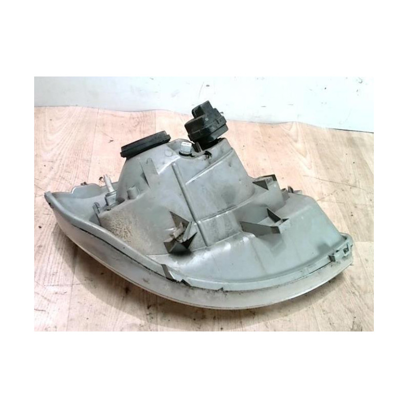 Optique avant principal gauche (feux)(phare) RENAULT TRAFIC 2 PHASE 1 d’occasion