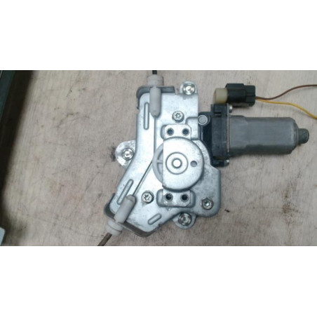 Leve vitre electrique avant droit KIA PICANTO 1 PHASE 1 d’occasion