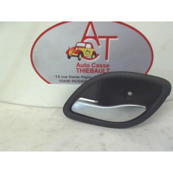 Poignee interieur avant gauche RENAULT LAGUNA II PHASE 1 d’occasion
