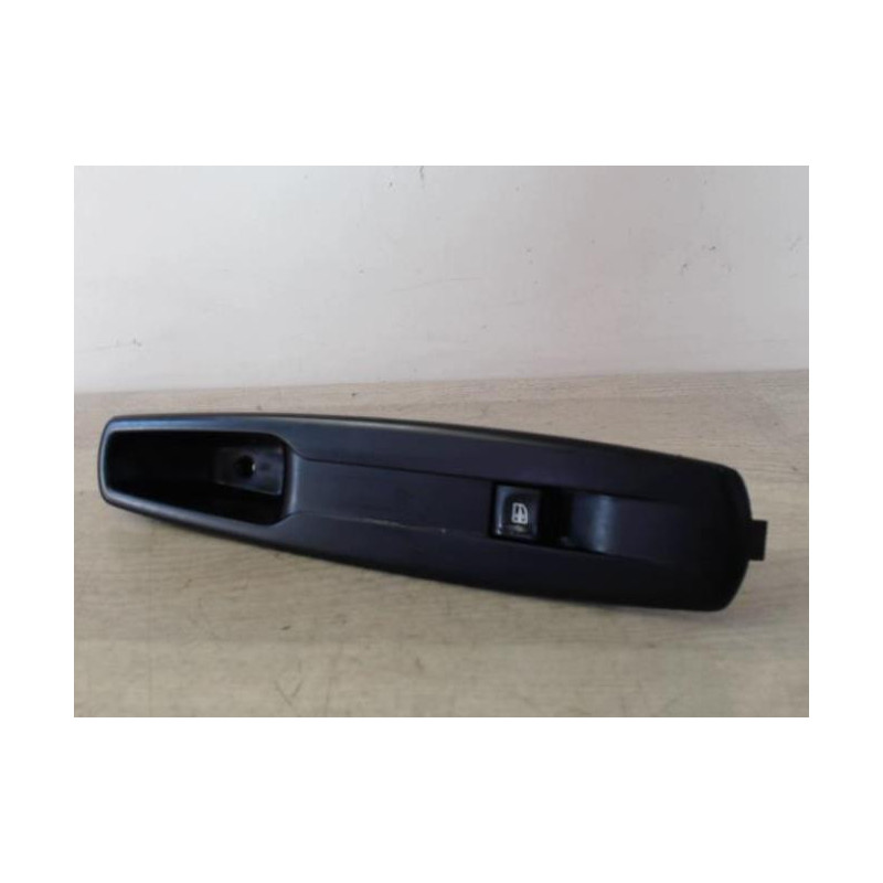 Interrupteur de leve vitre avant droit RENAULT GRAND SCENIC 3 PHASE 1 d’occasion