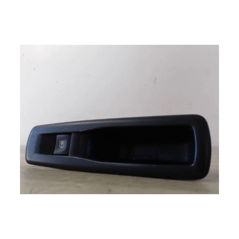 Interrupteur de leve vitre arriere droit RENAULT GRAND SCENIC 3 PHASE 1 d’occasion